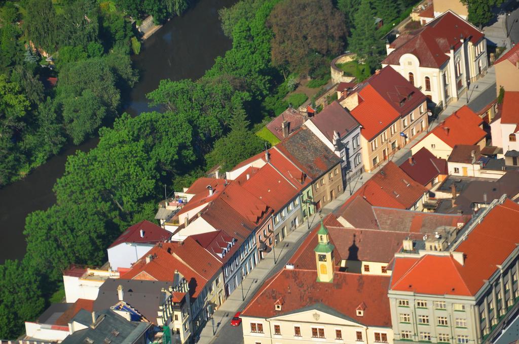 Penzion Na Hradbach Лоуни Екстериор снимка