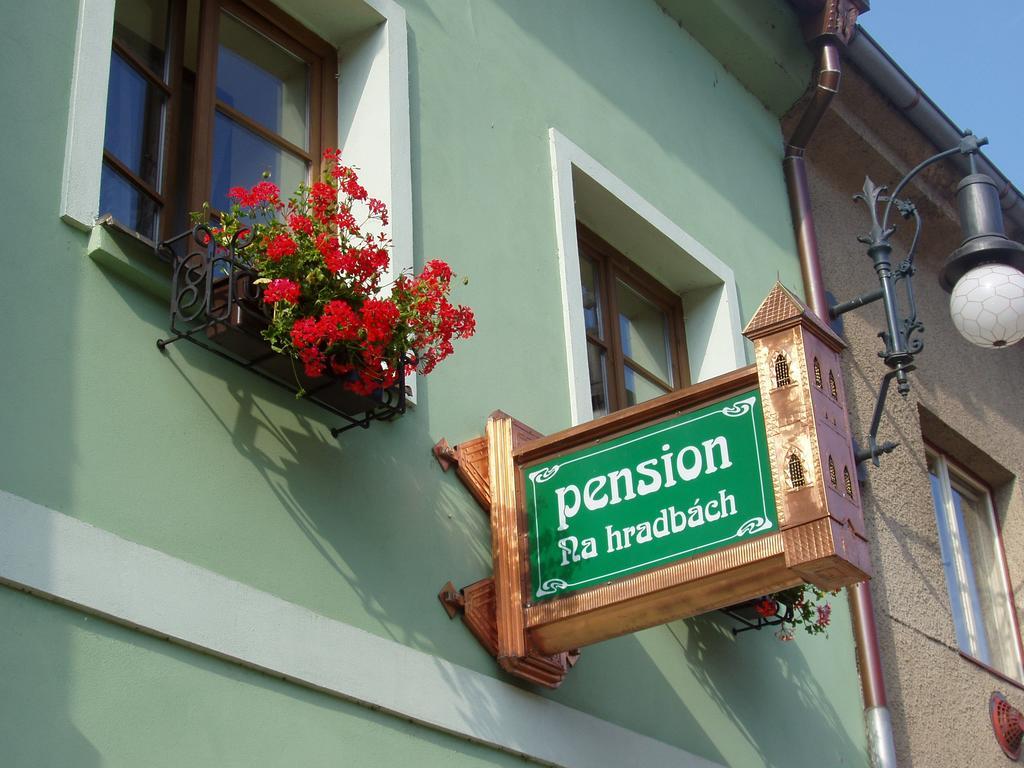 Penzion Na Hradbach Лоуни Екстериор снимка